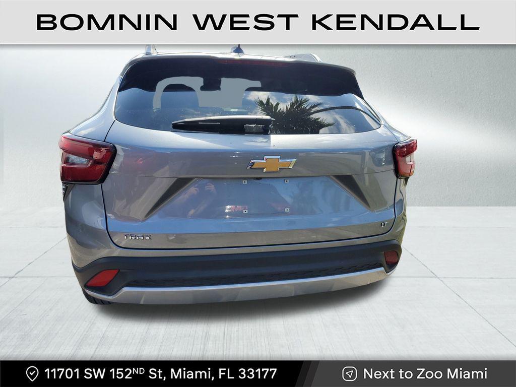 used 2024 Chevrolet Trax car, priced at $18,990