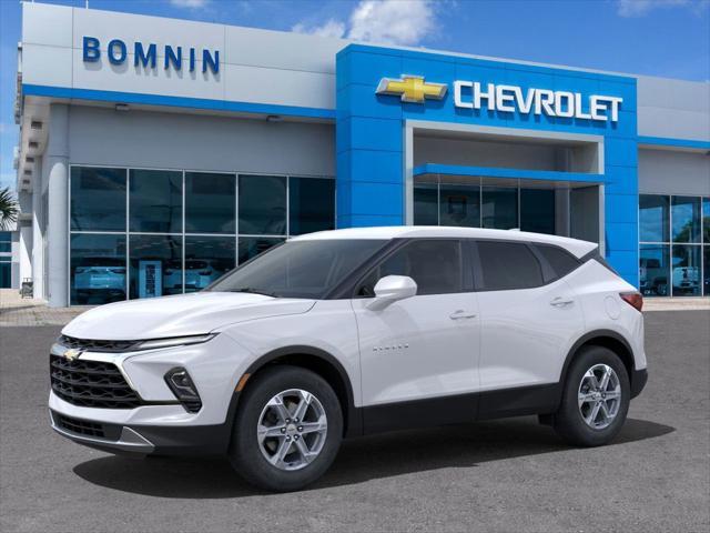 new 2025 Chevrolet Blazer car, priced at $31,495