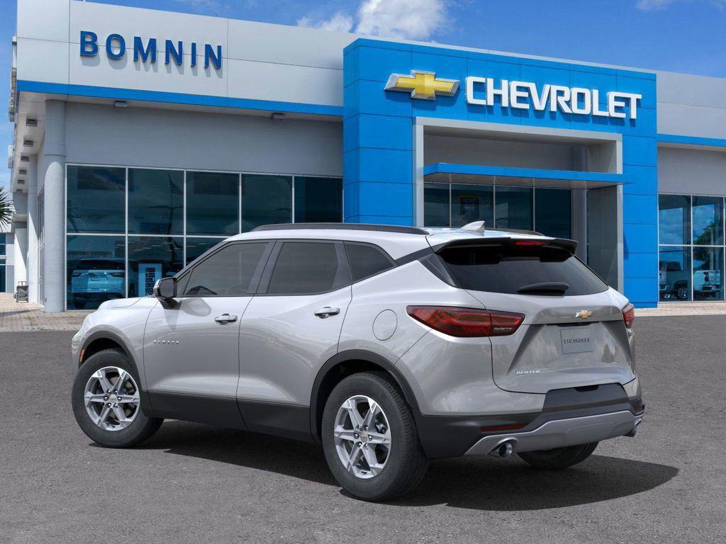 new 2025 Chevrolet Blazer car, priced at $30,195