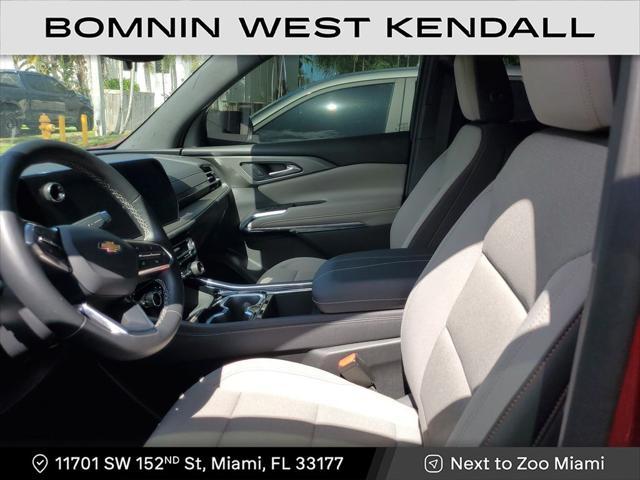 used 2025 Chevrolet Traverse car, priced at $39,490