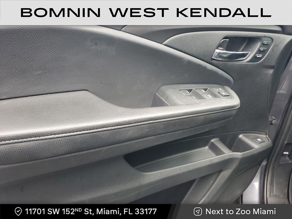 used 2023 Honda Ridgeline car, priced at $27,990