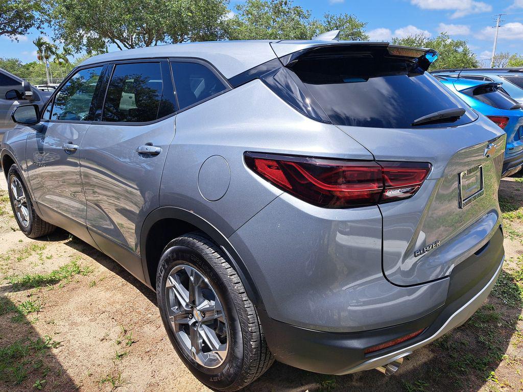 new 2025 Chevrolet Blazer car, priced at $25,995