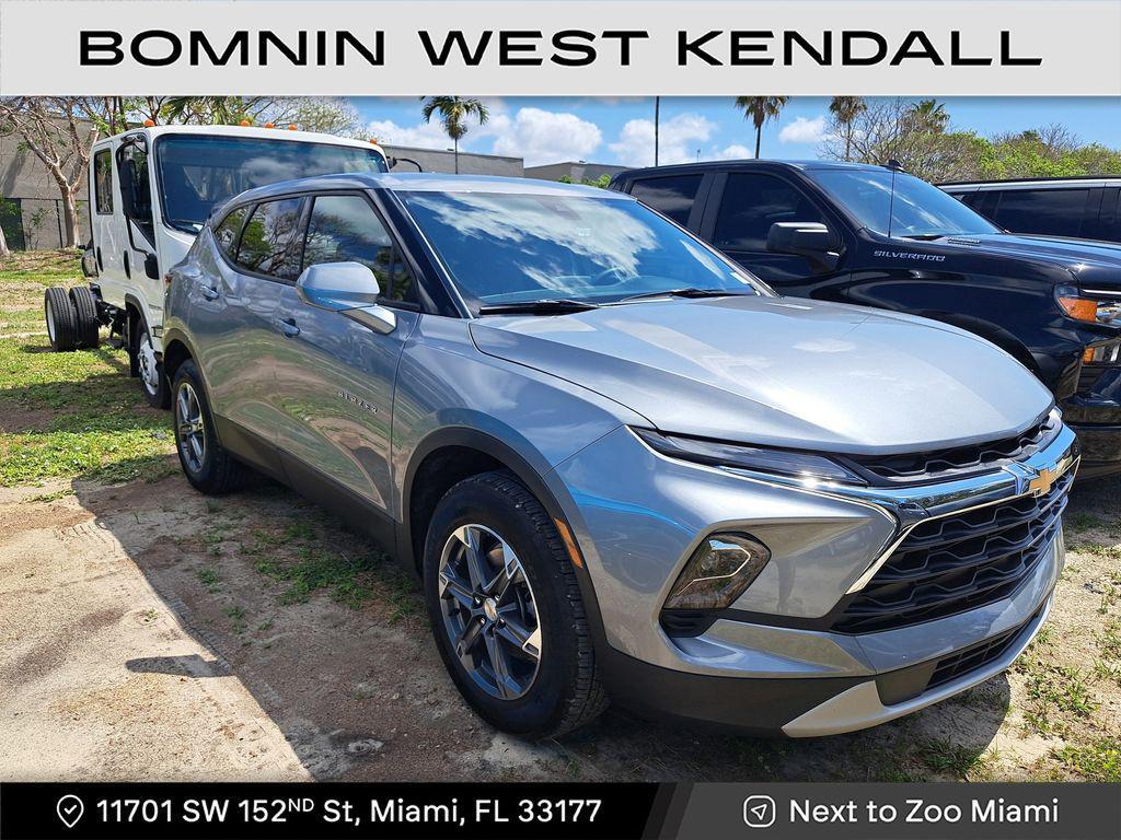 new 2025 Chevrolet Blazer car, priced at $25,995