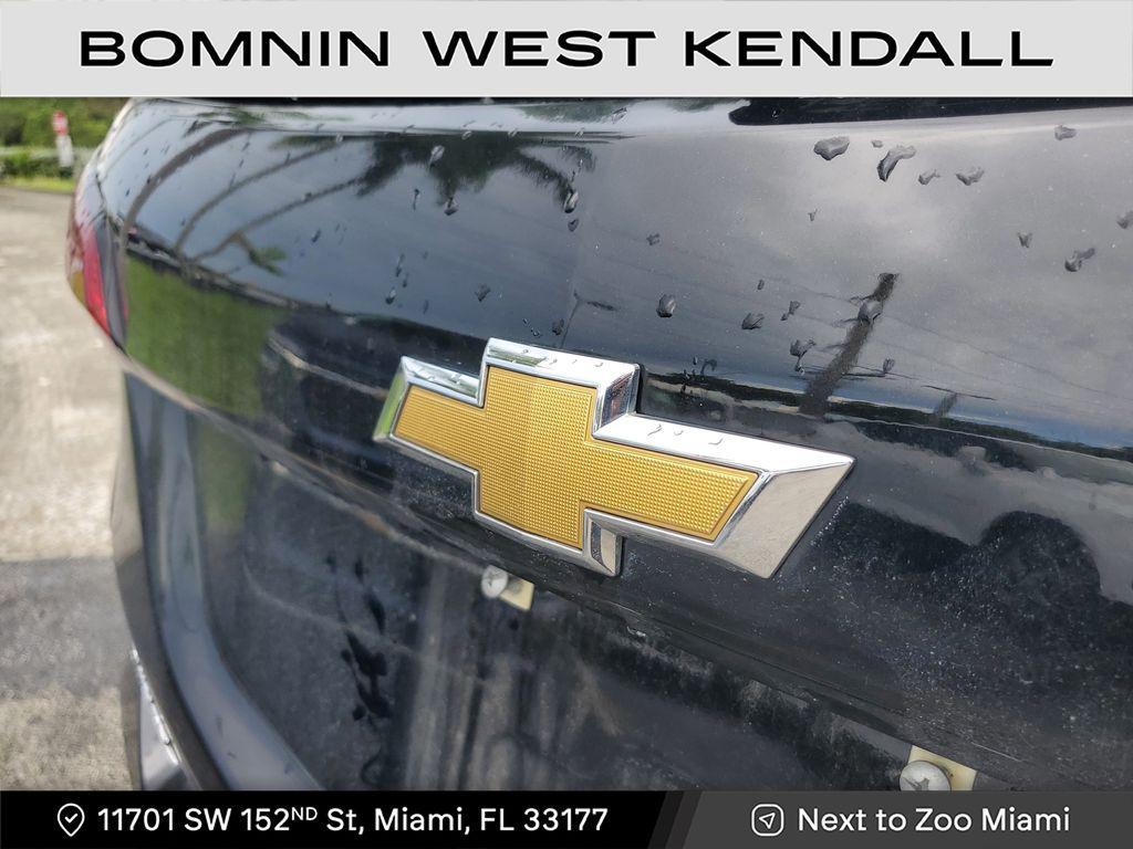 used 2023 Chevrolet Equinox car, priced at $13,990