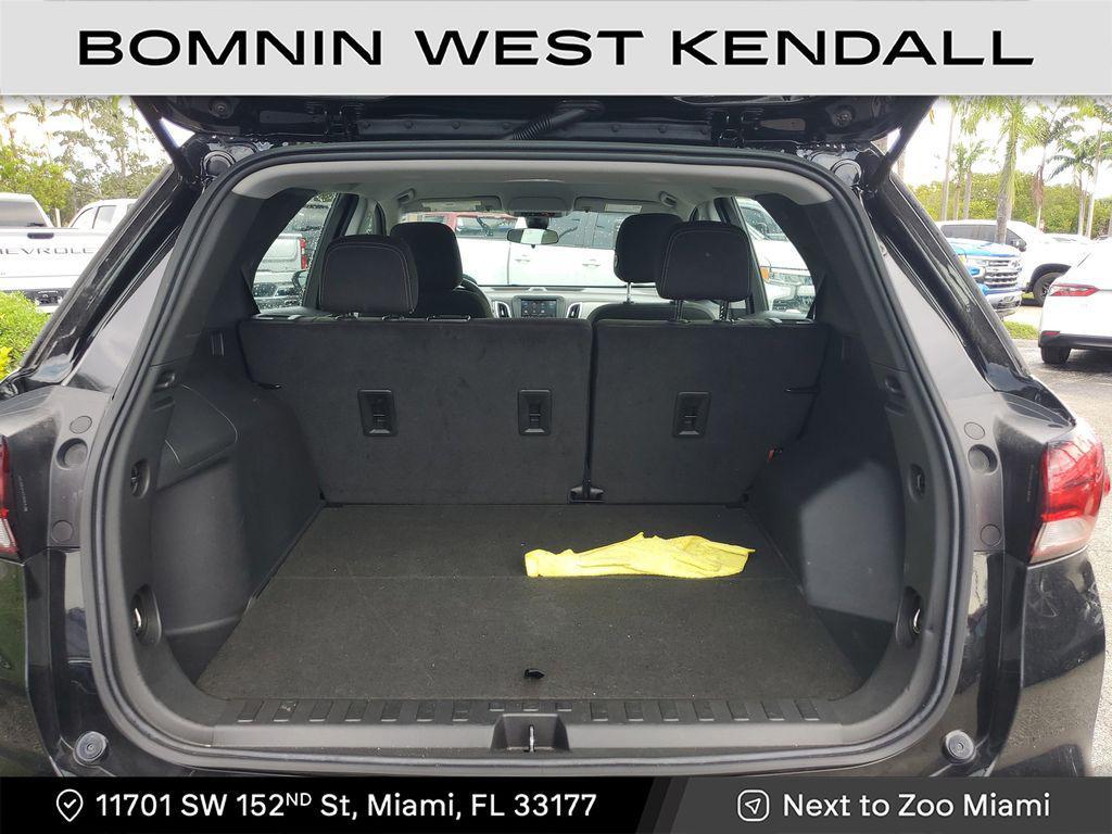 used 2023 Chevrolet Equinox car, priced at $13,990