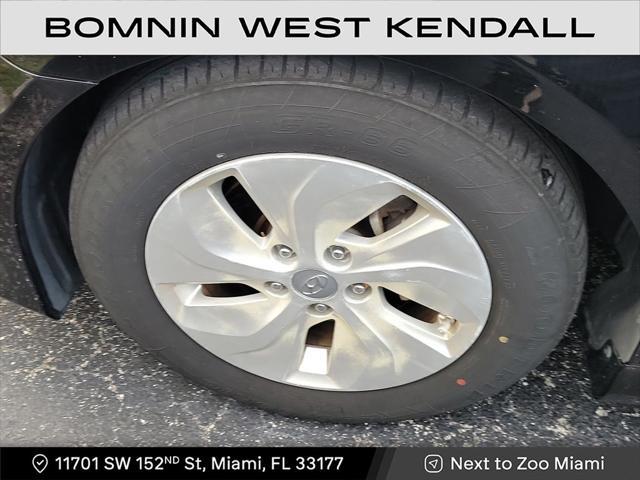 used 2015 Hyundai Sonata Hybrid car, priced at $8,300