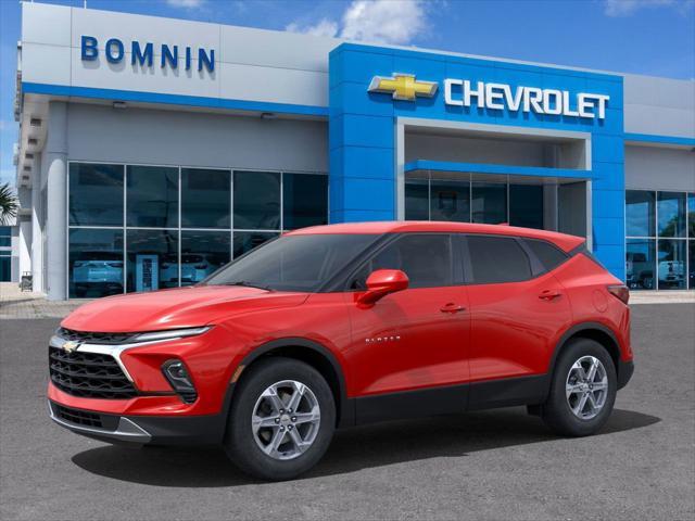 new 2025 Chevrolet Blazer car, priced at $31,495