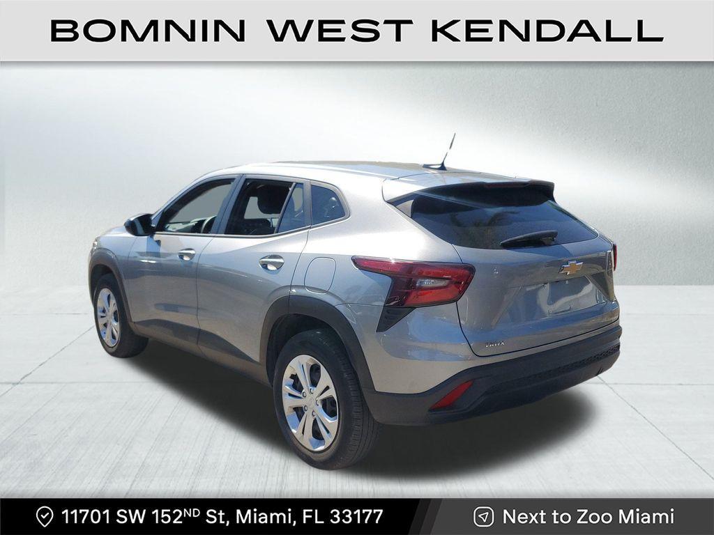 used 2024 Chevrolet Trax car, priced at $14,490