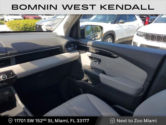 used 2023 Honda Pilot car, priced at $33,990