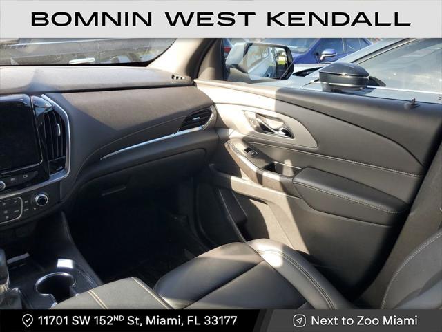 used 2022 Chevrolet Traverse car, priced at $28,990