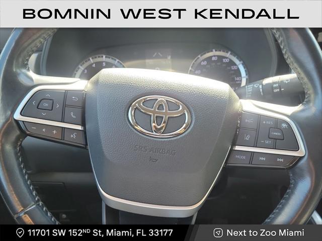used 2022 Toyota Highlander car, priced at $26,990