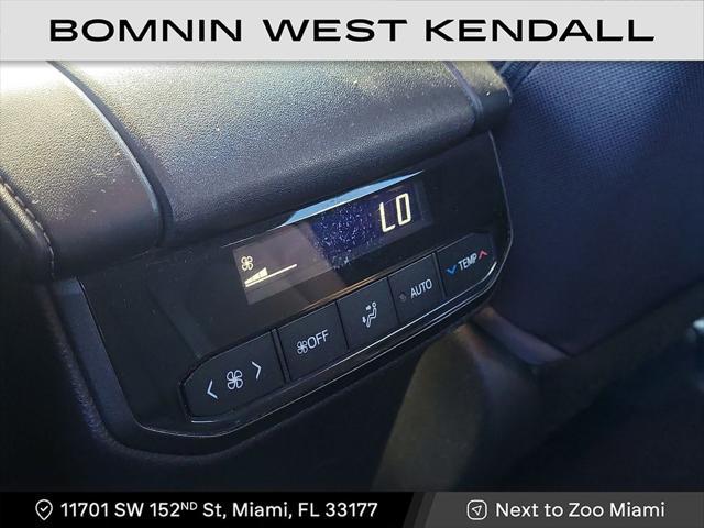 used 2022 Toyota Highlander car, priced at $26,990