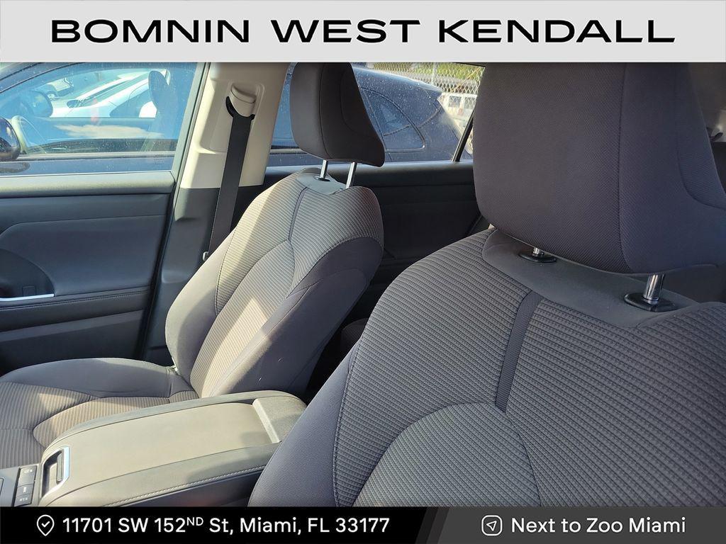 used 2022 Toyota Highlander car, priced at $24,990