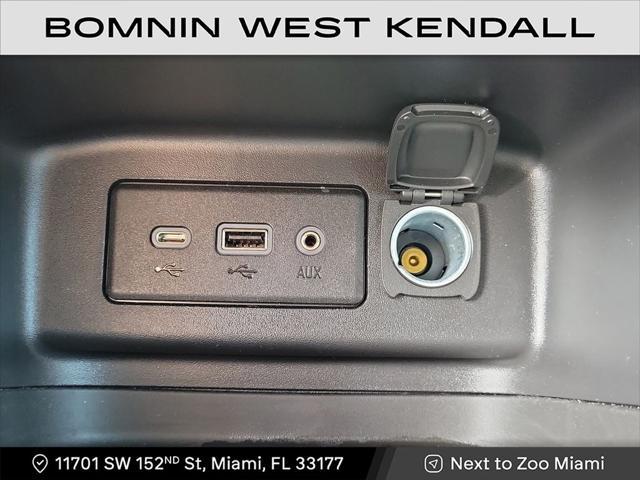 used 2024 Chevrolet Equinox car, priced at $19,000