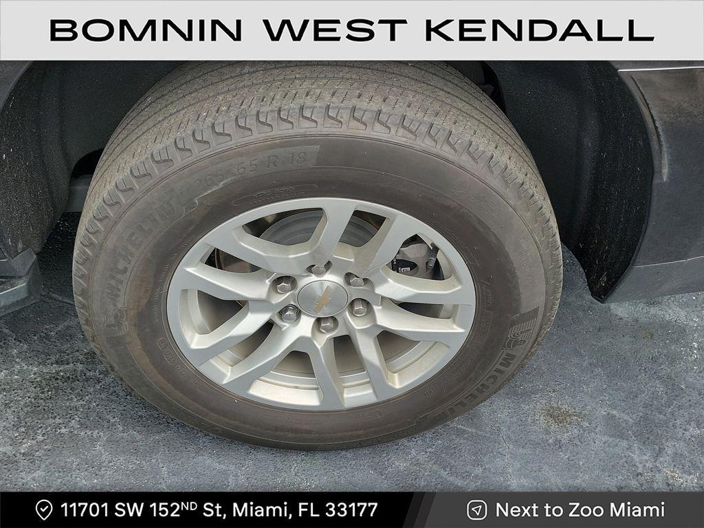 used 2024 Chevrolet Suburban car, priced at $46,490