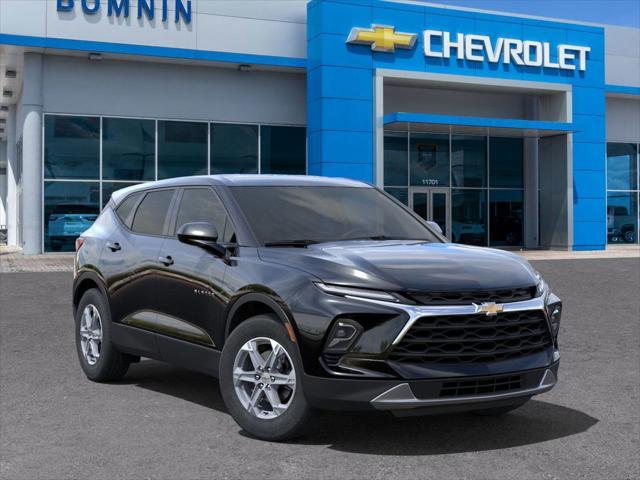 new 2025 Chevrolet Blazer car, priced at $31,295