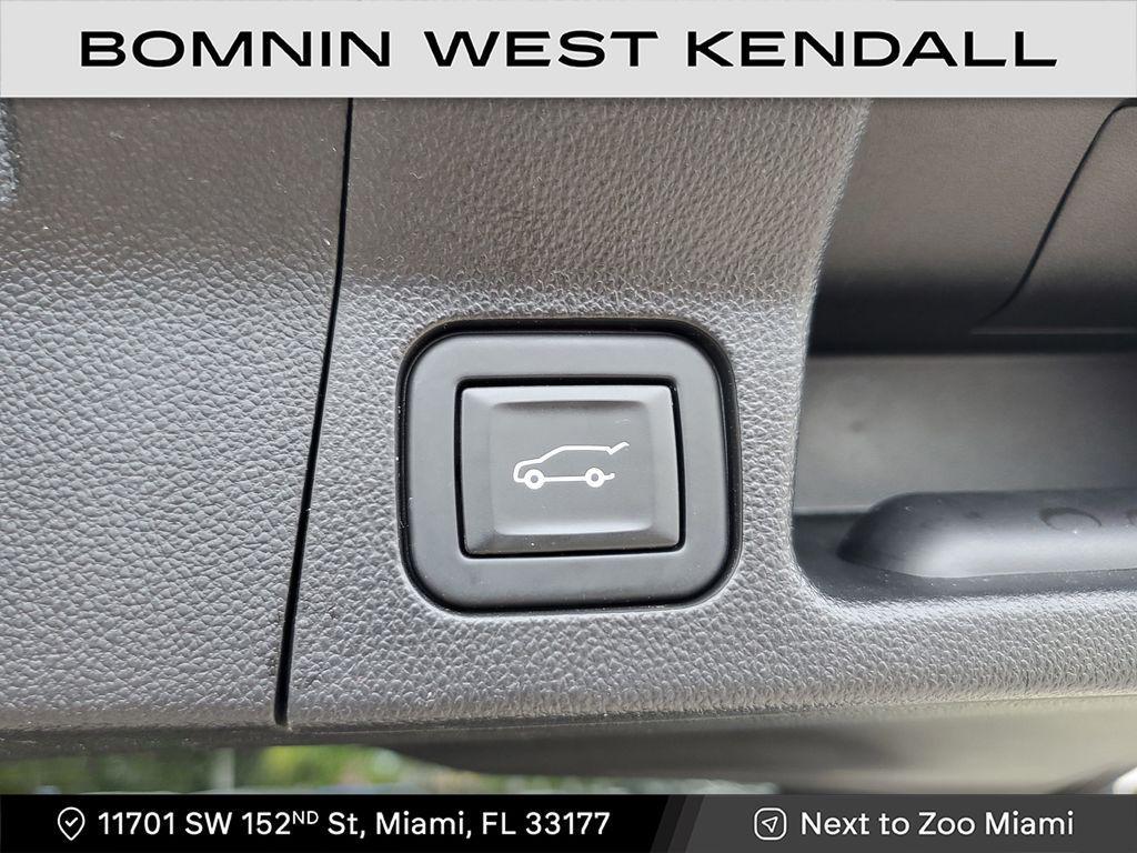 used 2021 GMC Acadia car, priced at $19,990