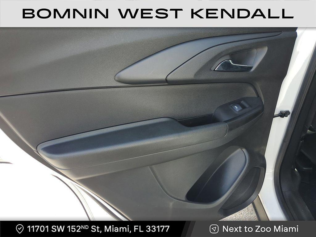 used 2023 Chevrolet TrailBlazer car, priced at $13,490