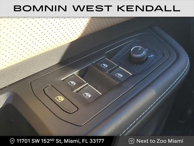 used 2024 Volkswagen Atlas Cross Sport car