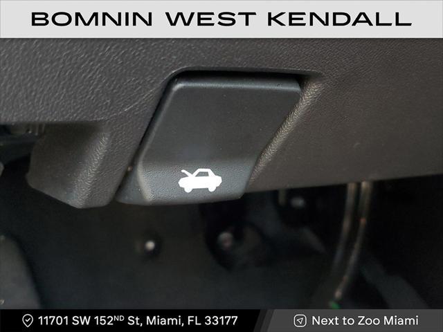used 2024 Chevrolet Equinox car, priced at $18,490