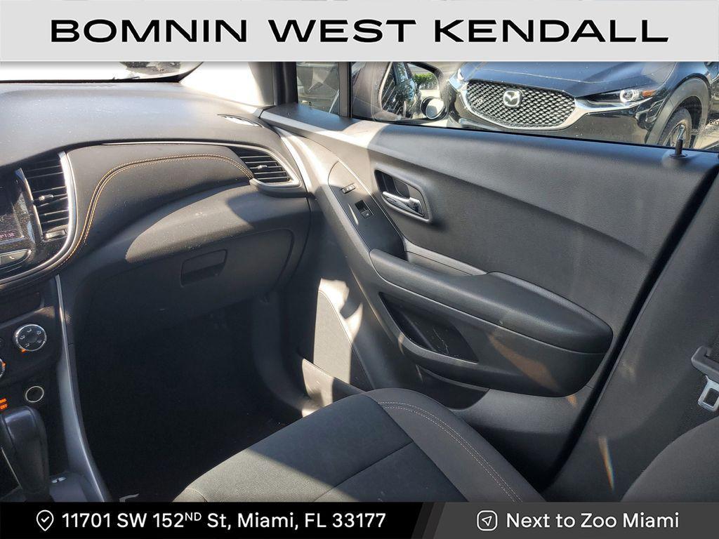 used 2021 Chevrolet Trax car, priced at $10,990