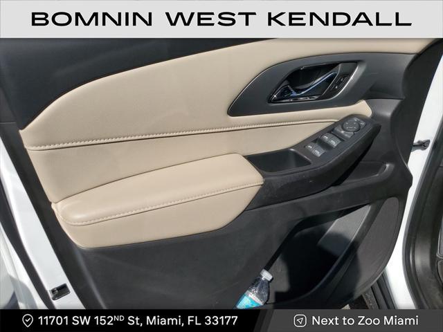used 2022 Chevrolet Traverse car, priced at $23,990