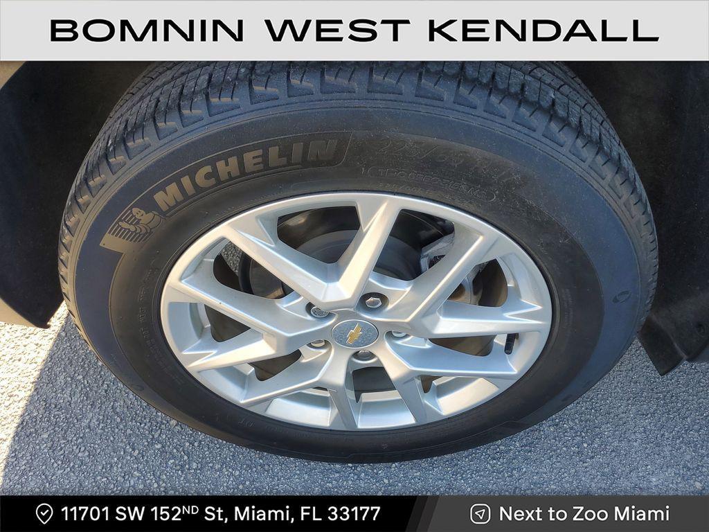 used 2023 Chevrolet Equinox car, priced at $14,990