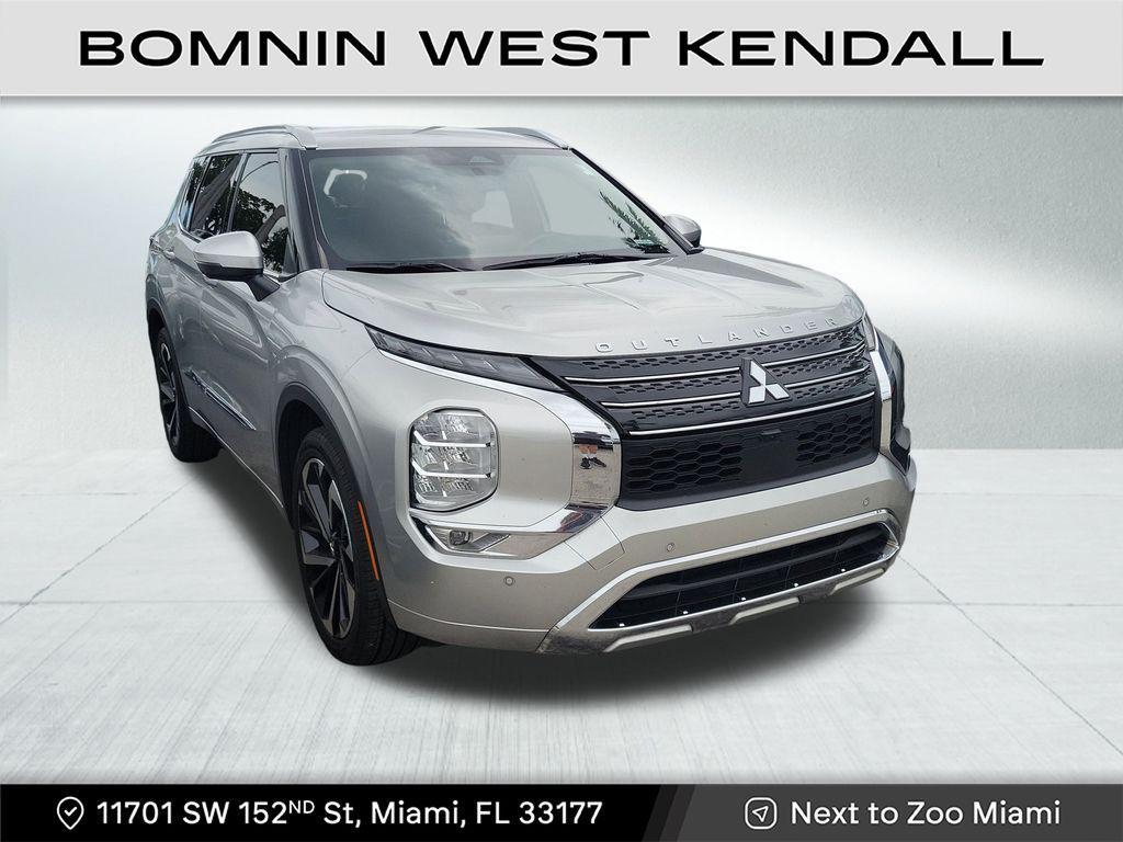 used 2022 Mitsubishi Outlander car, priced at $18,490