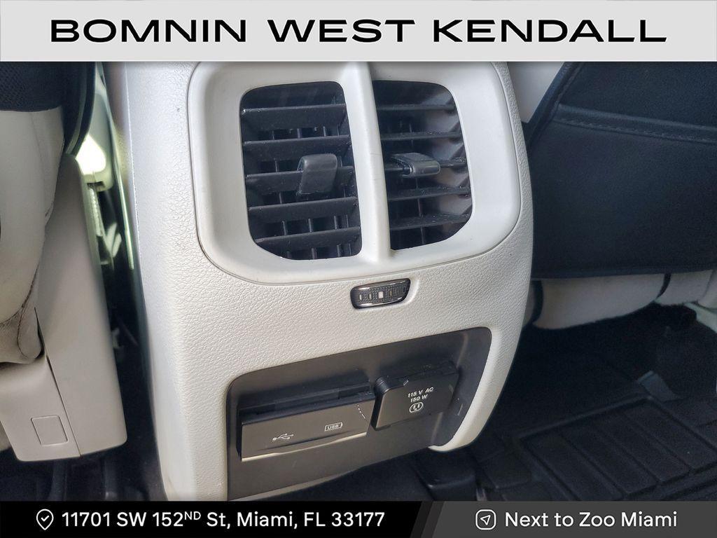 used 2020 Jeep Cherokee car, priced at $14,990