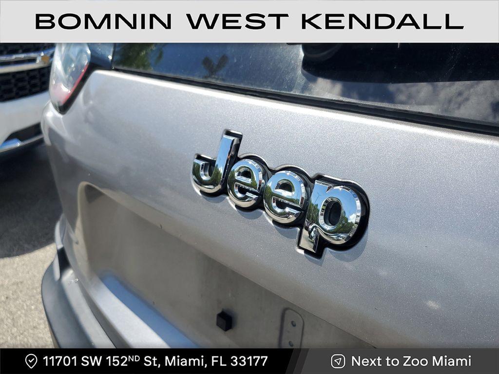 used 2020 Jeep Cherokee car, priced at $14,990