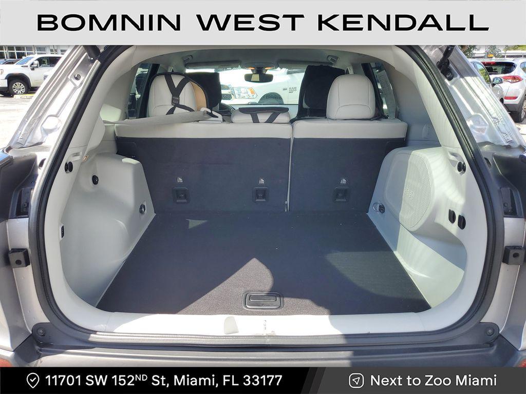 used 2020 Jeep Cherokee car, priced at $14,990