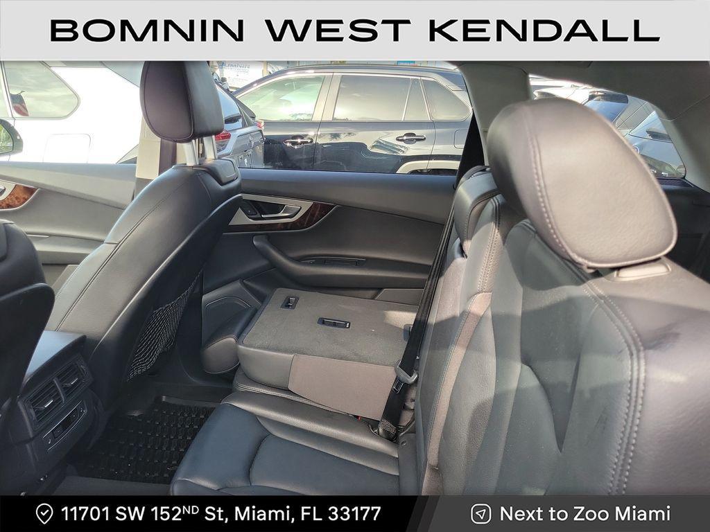 used 2019 Audi Q7 car, priced at $19,490