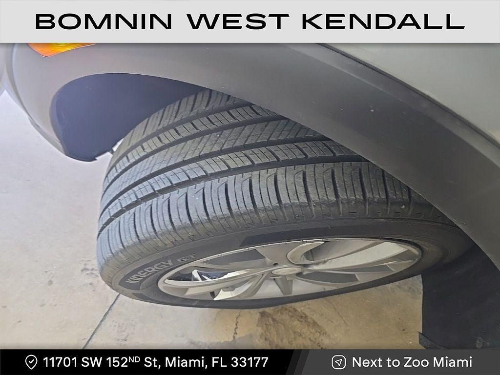 used 2023 Buick Encore GX car, priced at $20,990