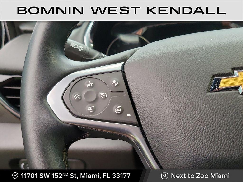 used 2023 Chevrolet Traverse car, priced at $30,990