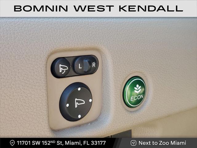 used 2022 Honda Pilot car, priced at $34,990
