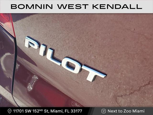 used 2022 Honda Pilot car, priced at $34,990