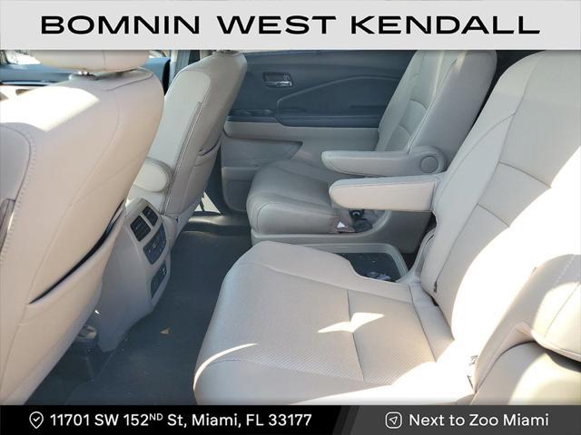 used 2022 Honda Pilot car, priced at $34,990