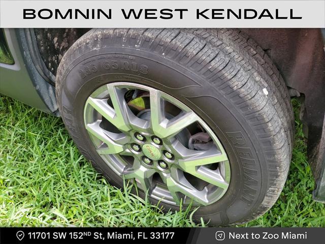 used 2022 GMC Acadia car, priced at $26,990