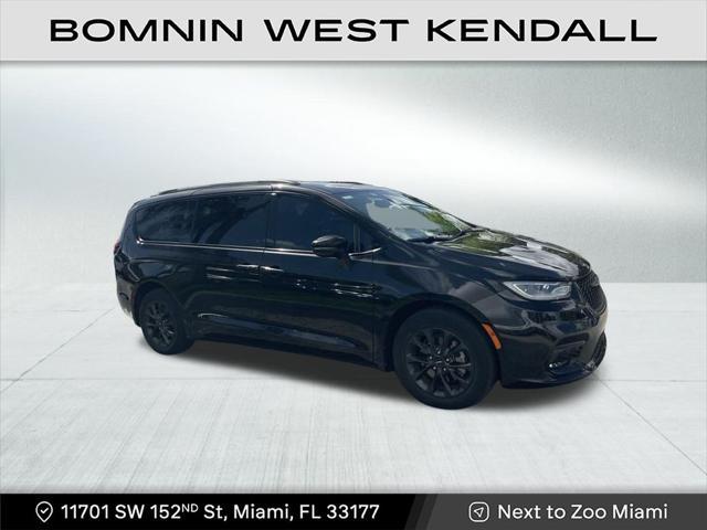 used 2021 Chrysler Pacifica car, priced at $21,490