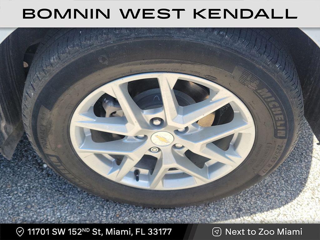 used 2022 Chevrolet Equinox car, priced at $14,990