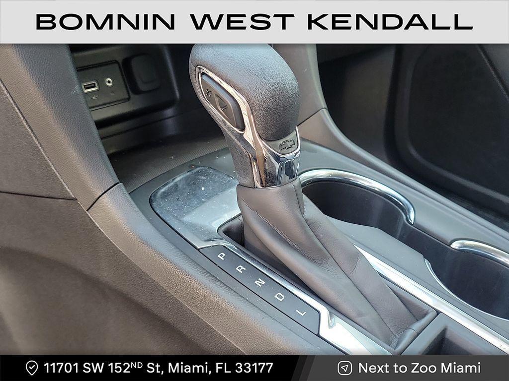 used 2022 Chevrolet Equinox car, priced at $14,990