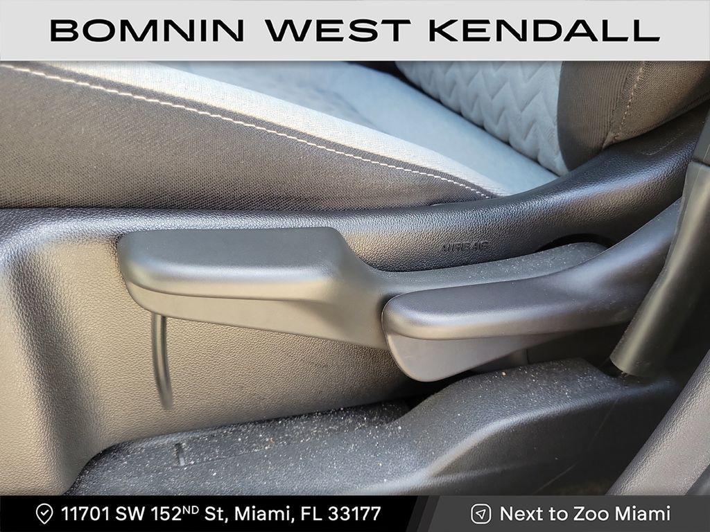 used 2022 Chevrolet Equinox car, priced at $14,990