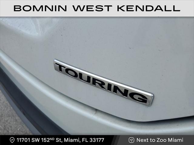 used 2024 Honda Pilot car, priced at $39,990