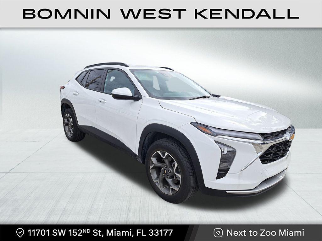 used 2025 Chevrolet Trax car, priced at $19,990