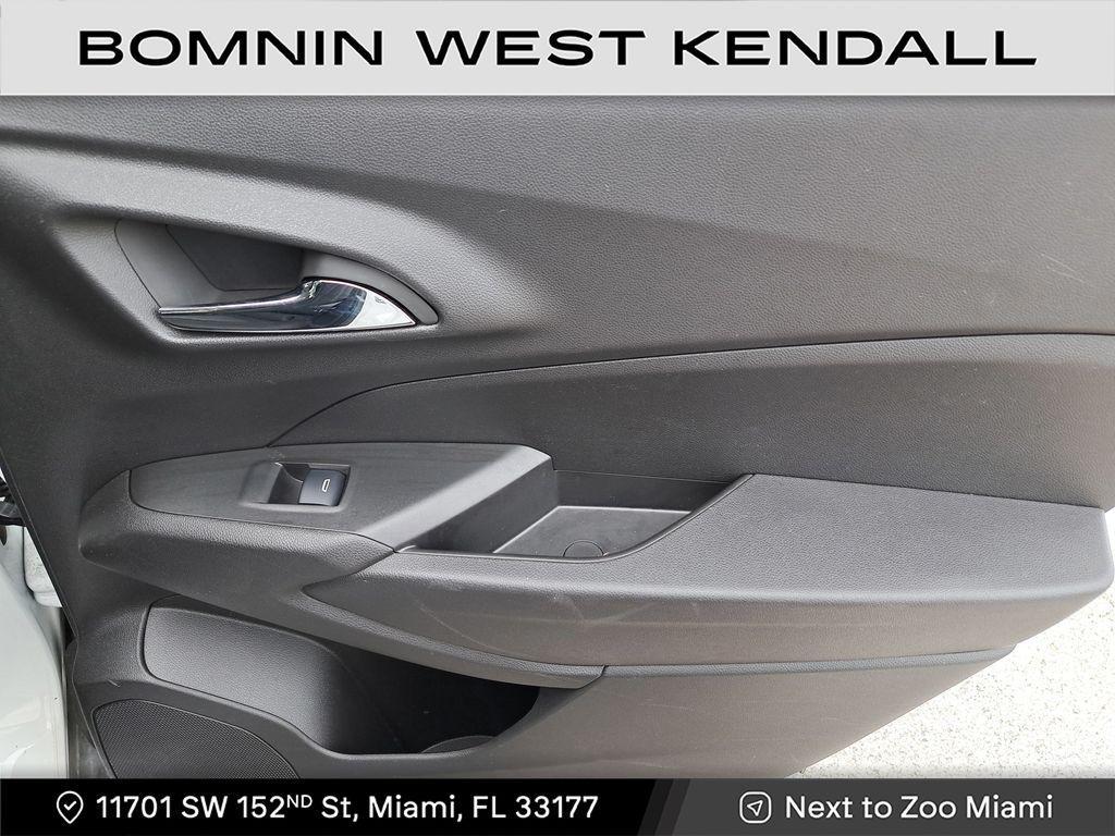 used 2025 Chevrolet Trax car, priced at $19,990