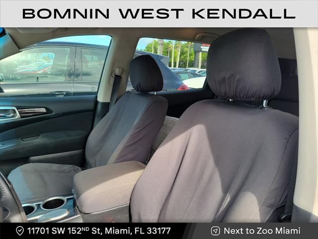 used 2016 Nissan Pathfinder car, priced at $9,990