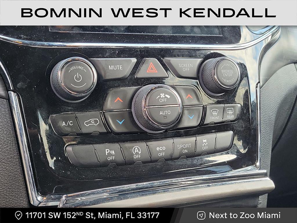 used 2021 Jeep Grand Cherokee car, priced at $17,990