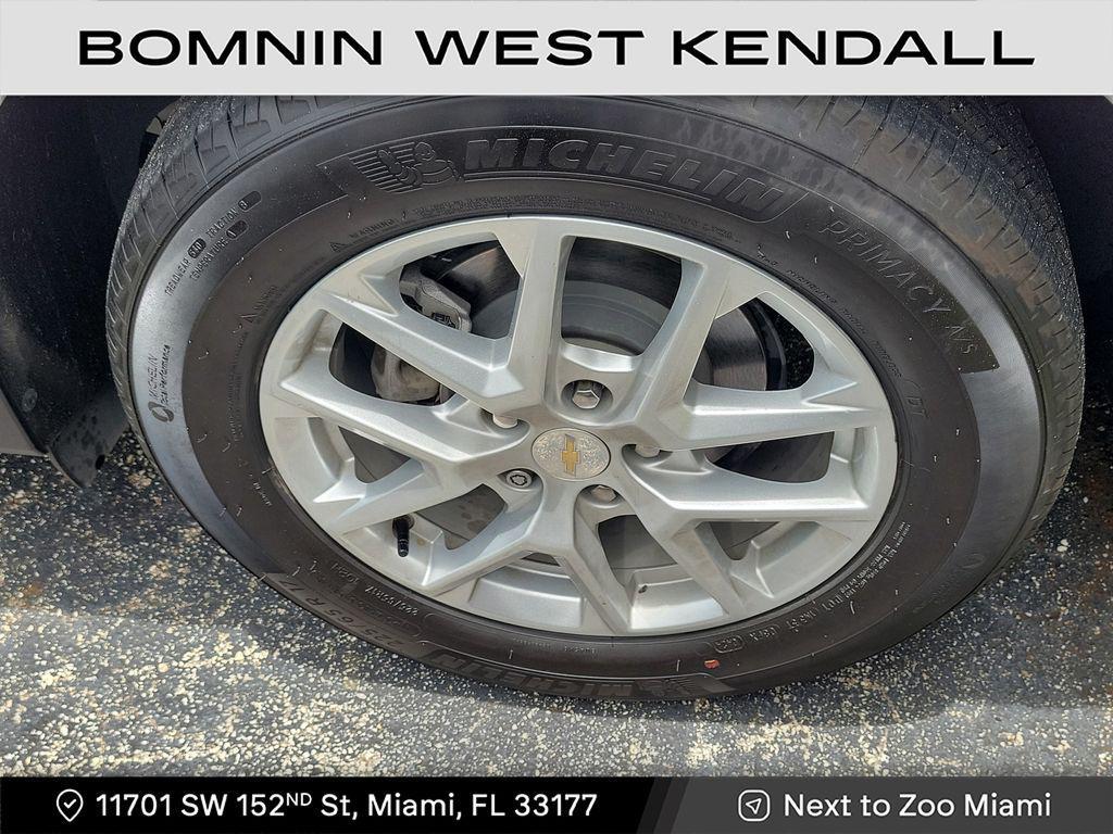 used 2024 Chevrolet Equinox car, priced at $14,490