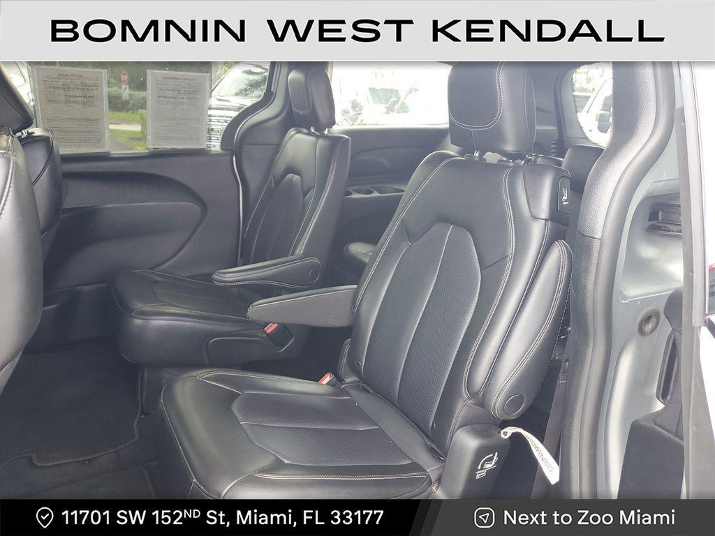 used 2023 Chrysler Pacifica car, priced at $23,990