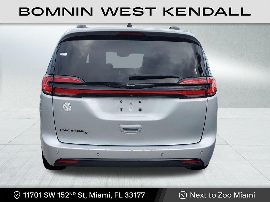 used 2023 Chrysler Pacifica car, priced at $23,990